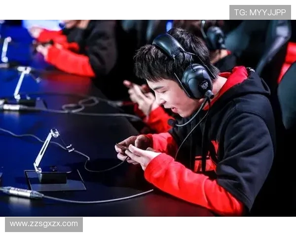 FPX战队在王者荣耀中的独特运营体系解析与战术思考