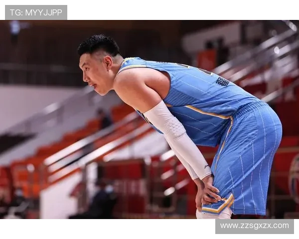 翟晓川:从篮球场上的拼搏者到生活中的多面手,展现不一样的人生精彩